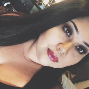 Meet your Posher, Tania